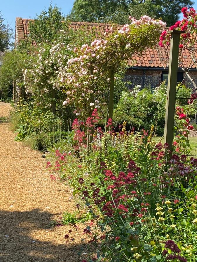 Seafret Barn Sleeps Two, North Norfolk Vakantiehuis *