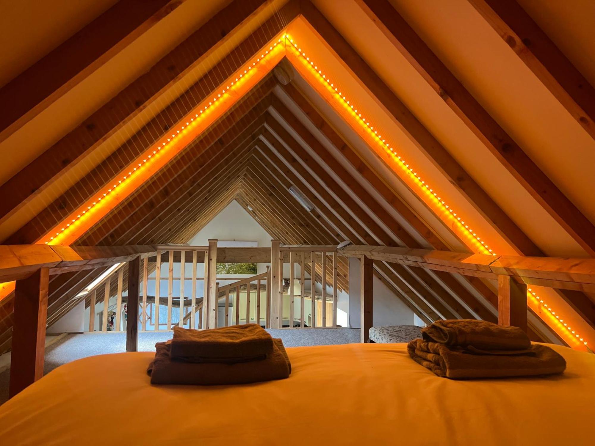 Seafret Barn Sleeps Two, North Norfolk Roughton (Norfolk)
